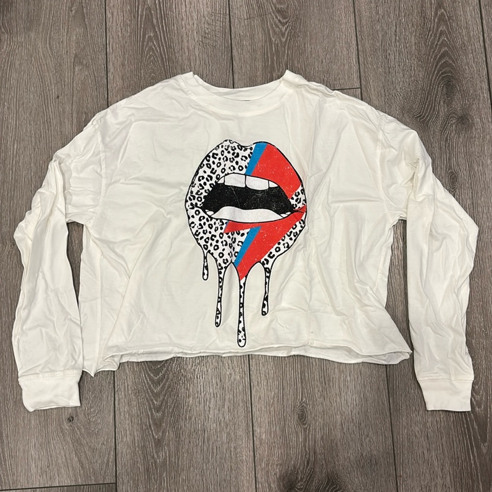 Zutter USA Vintage Lips Graphic Long Sleeve Tee